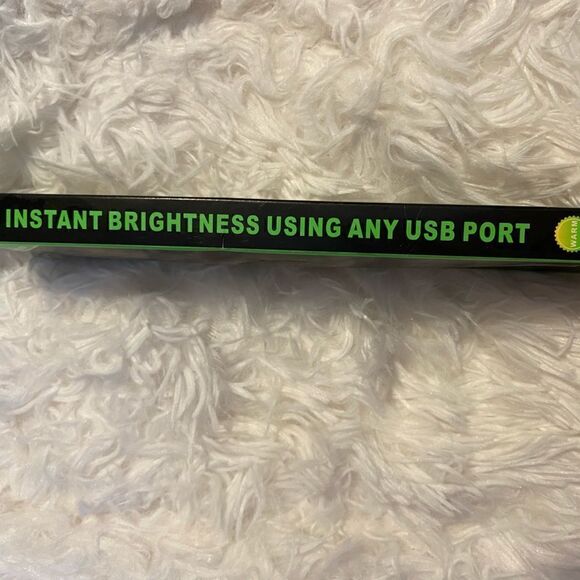 *NIB* EdisonBright USB Powered LED Light - Picture 2 of 5